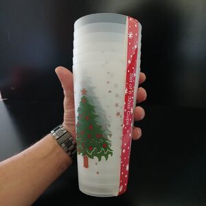 Plastic Christmas Cups Frosted-32 Ounce Set of 6 Reusable NEW Holiday Tree Print